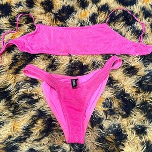 Triangl pink sparkly bikini